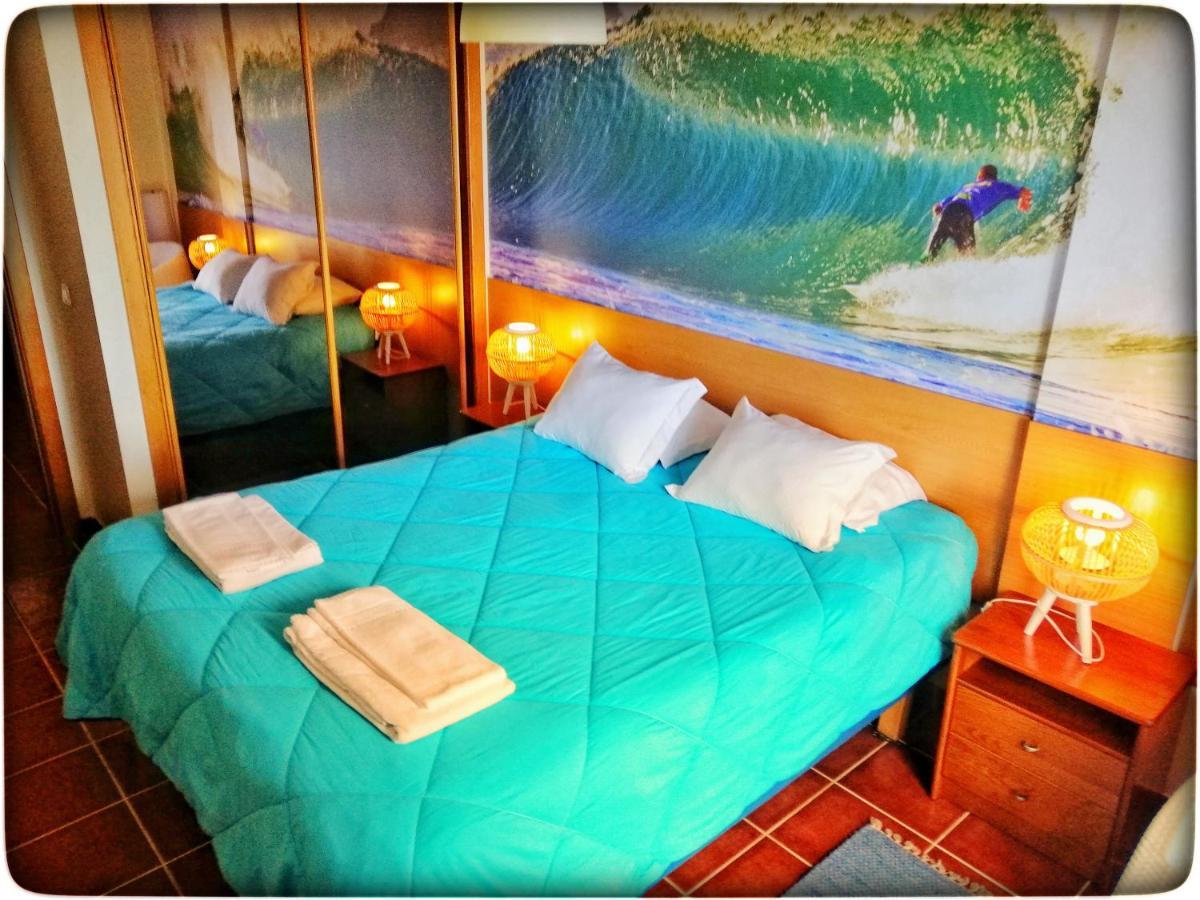 Supertubos Beach Hostel Atouguia Da Baleia Eksteriør billede