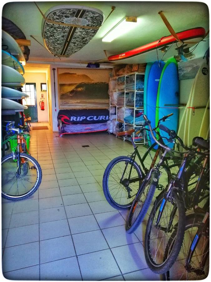 Supertubos Beach Hostel Atouguia Da Baleia Eksteriør billede