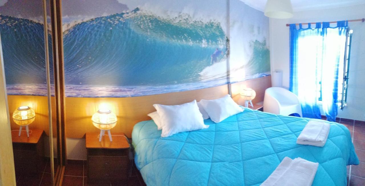 Supertubos Beach Hostel Atouguia Da Baleia Eksteriør billede