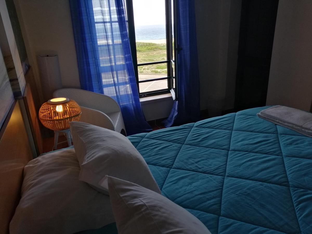 Supertubos Beach Hostel Atouguia Da Baleia Eksteriør billede
