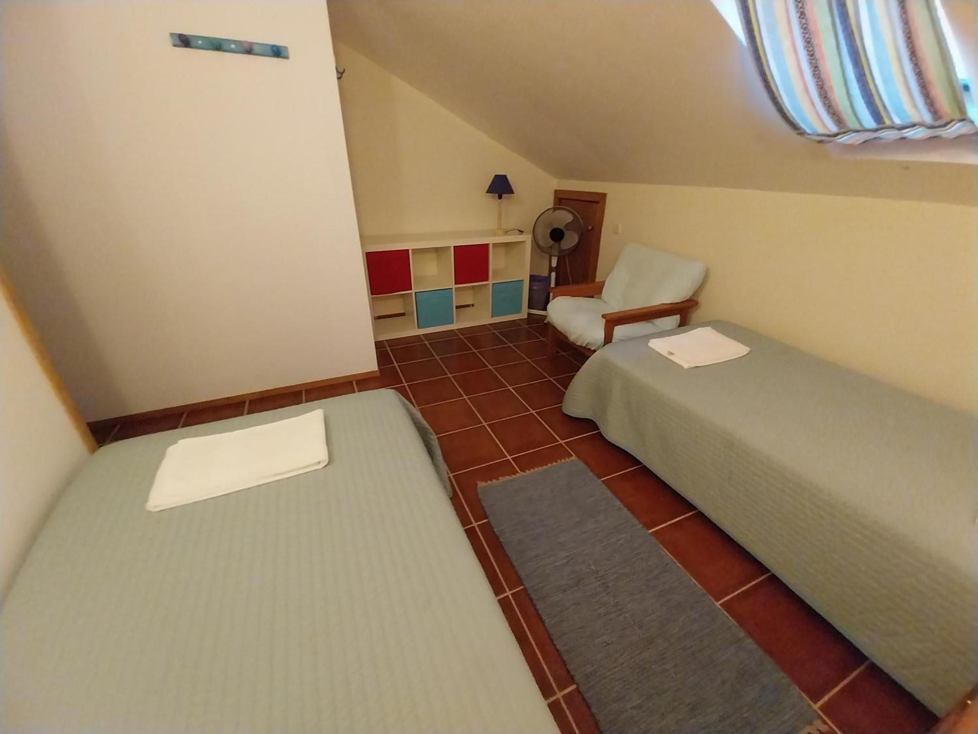 Supertubos Beach Hostel Atouguia Da Baleia Eksteriør billede