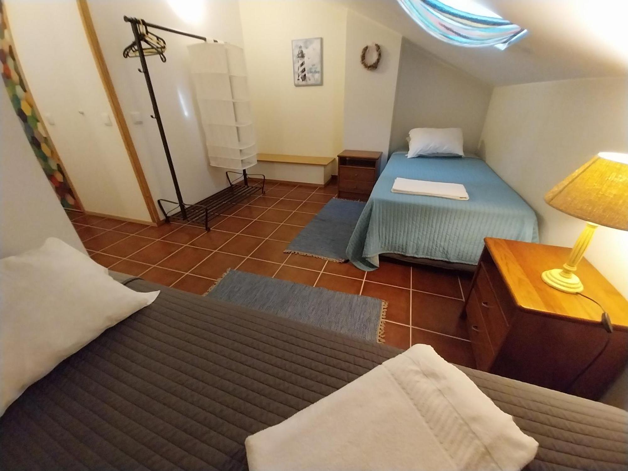 Supertubos Beach Hostel Atouguia Da Baleia Eksteriør billede