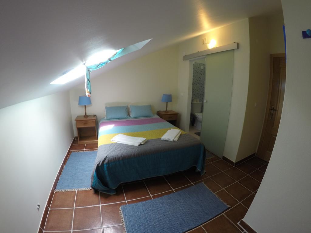 Supertubos Beach Hostel Atouguia Da Baleia Eksteriør billede